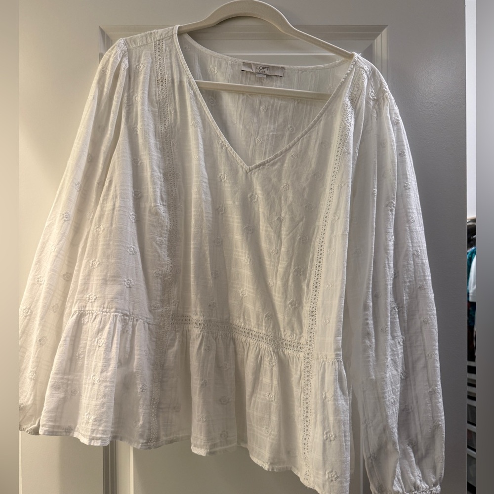 LOFT White long sleeve eyelet Blouse Plus 18